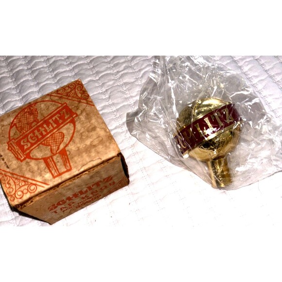 Vintage SCHLITZ Beer Topper Bar Tap Handle Tap Knob Part #85509 With Box - Picture 1 of 3